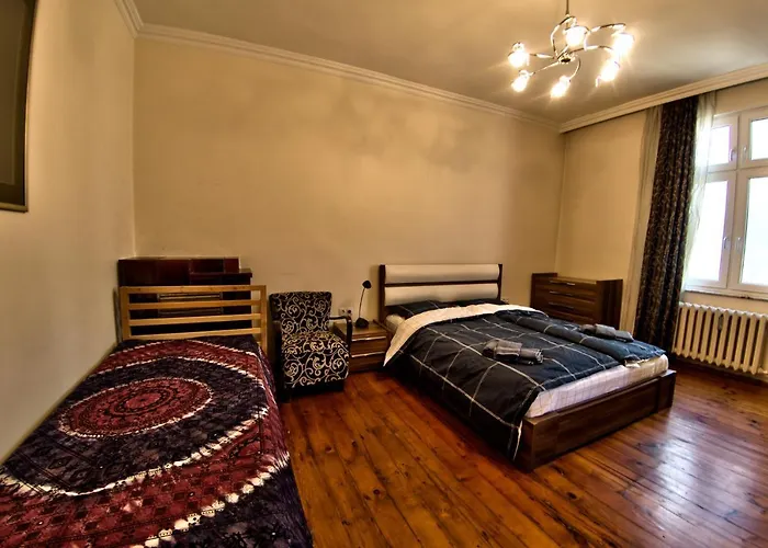 66 In Апартаменты *